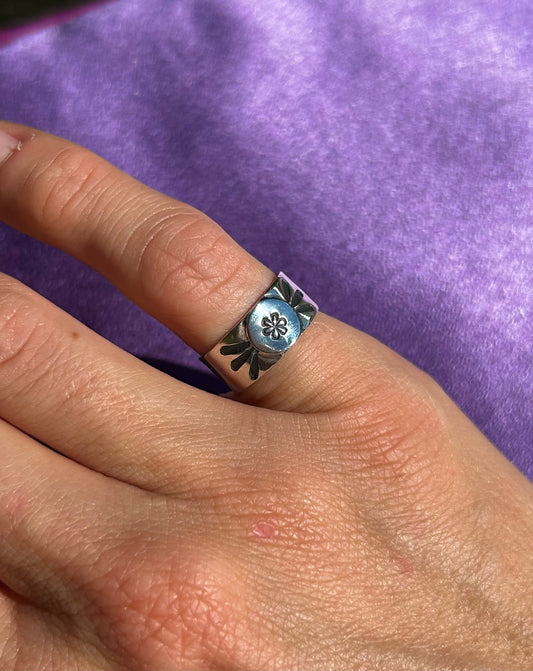 Flower Midi/Pinkie Ring