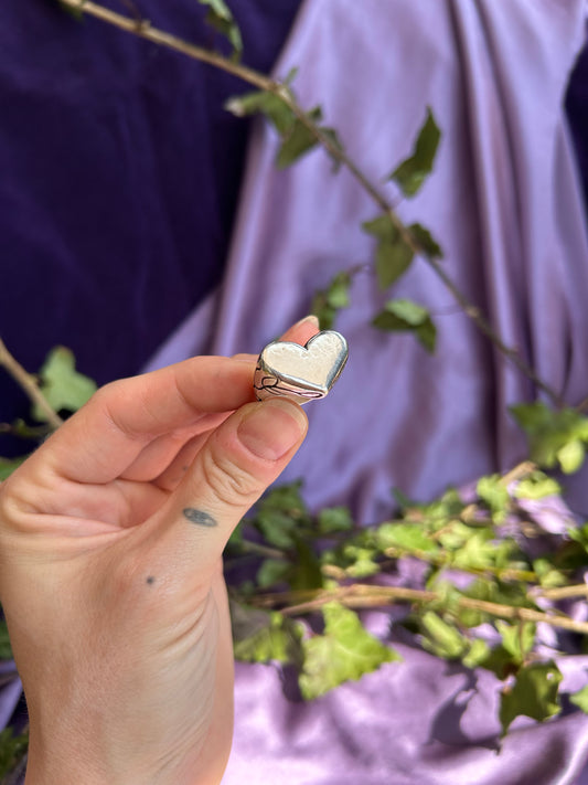 Chunky Heart Signet Ring